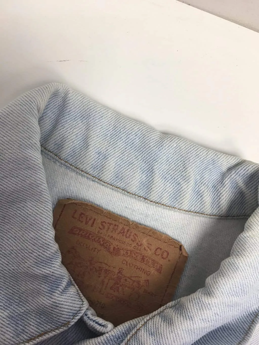 80s vintage Levis trucker jacket in pale blue – Small