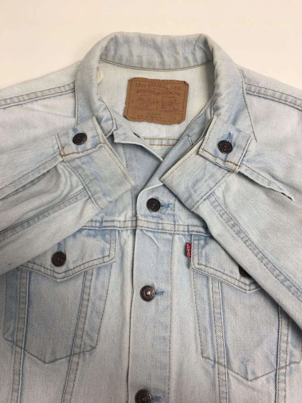 80s vintage Levis trucker jacket in pale blue – Small