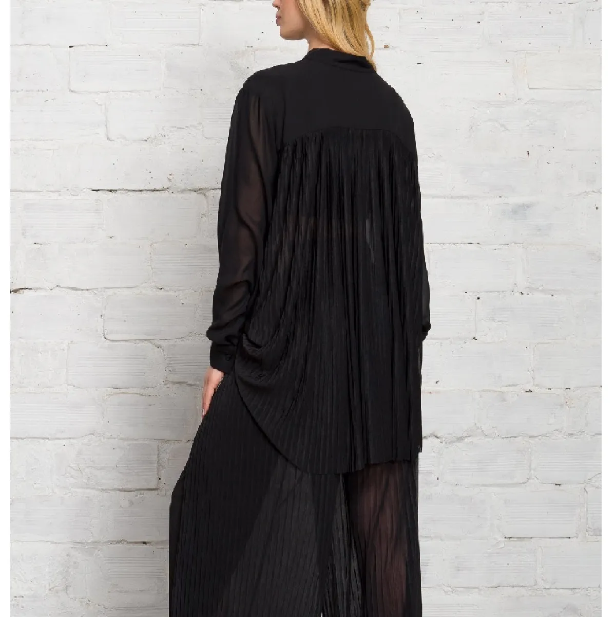 Aakasha  |Chiffon Long Sleeves Plain Medium Handmade Oversized