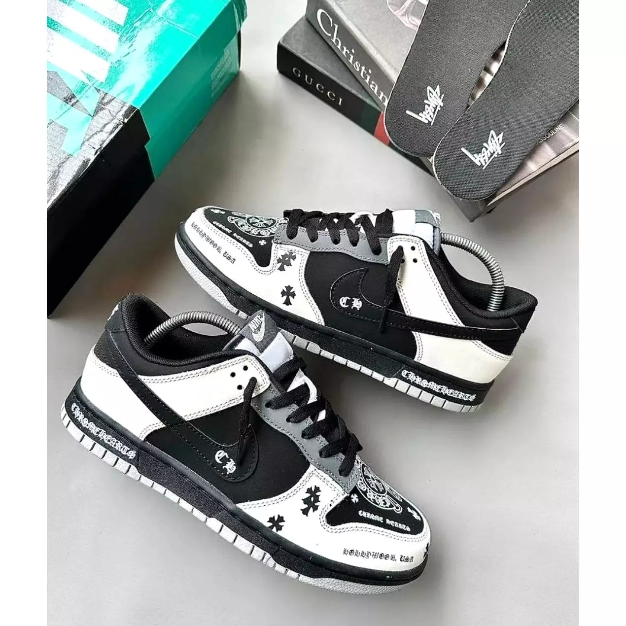 Custom Dunk Low Chrome Hearts