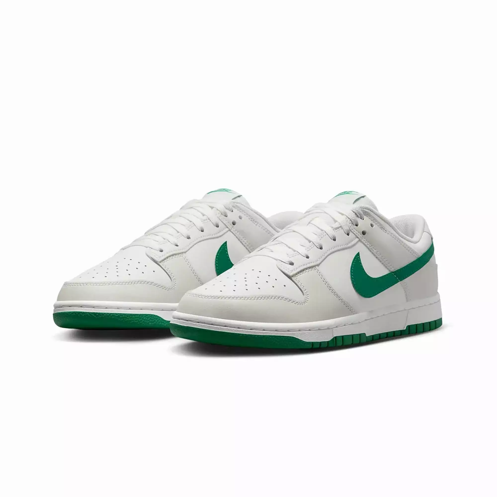 DUNK LOW RETRO 'SUMMIT WHITE/MALACHITE-PLATINUM TINT'