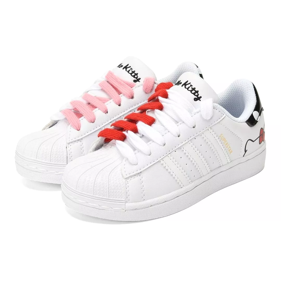 Hello Kitty x Adidas Superstar