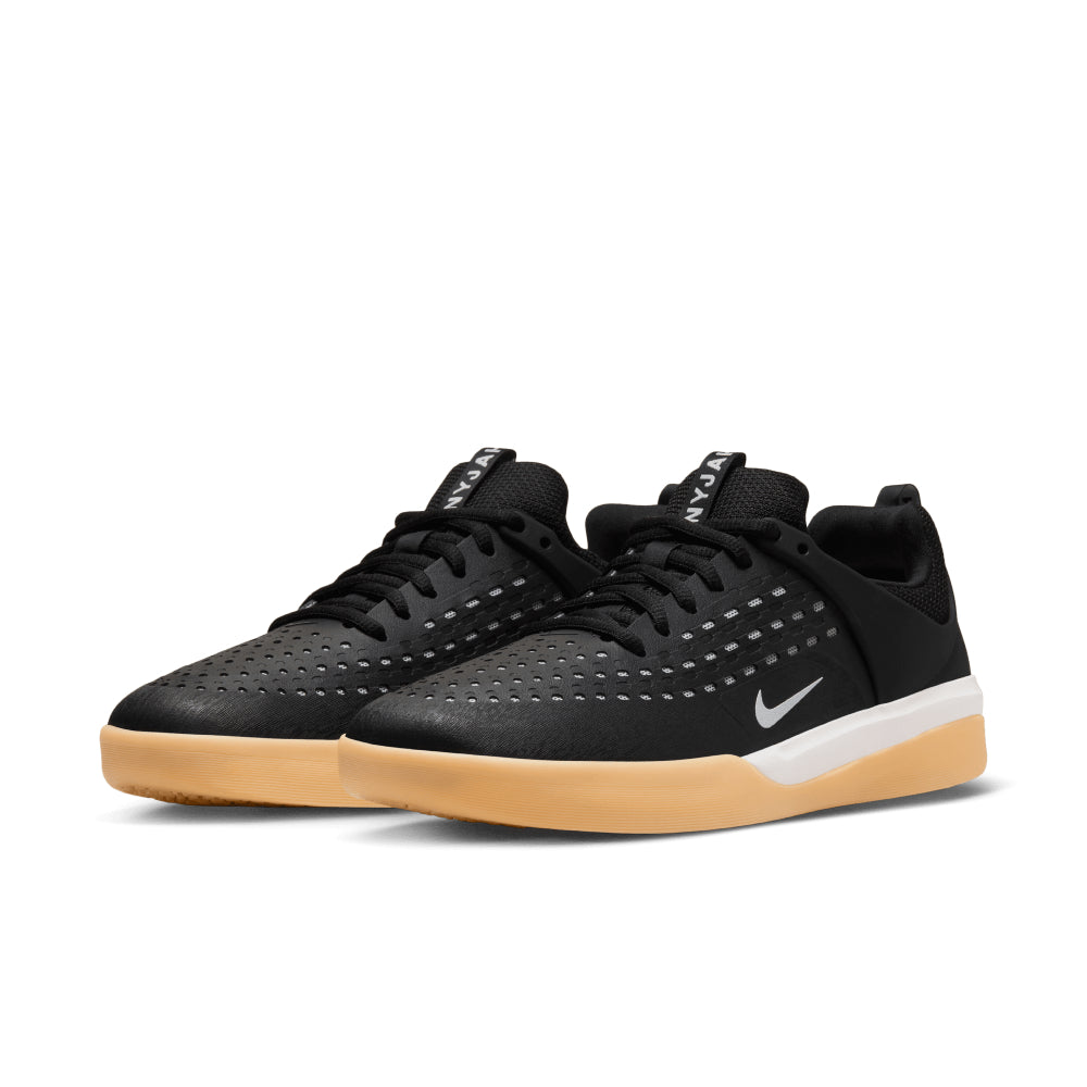 Nike SB Zoom Nyjah 3 Black/White/Gum