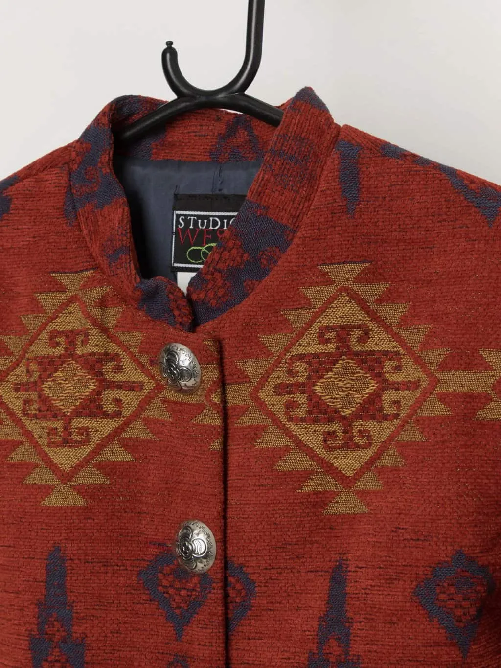 Vintage 90s cropped tapestry jacket in red and blue – Medium