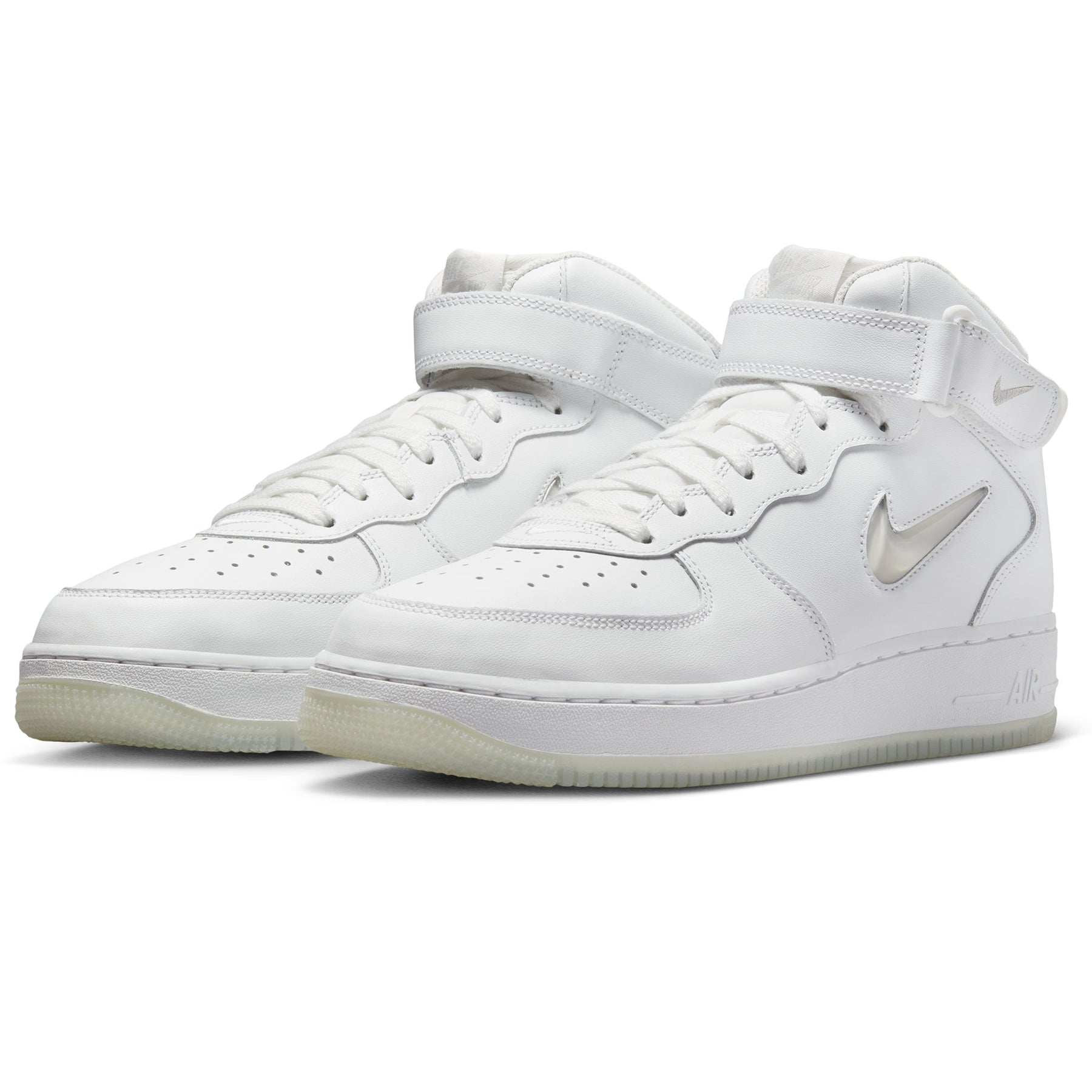 Zapatillas Nike Hombre Urbanas Air Force 1 Mid '07 | DZ2672-101