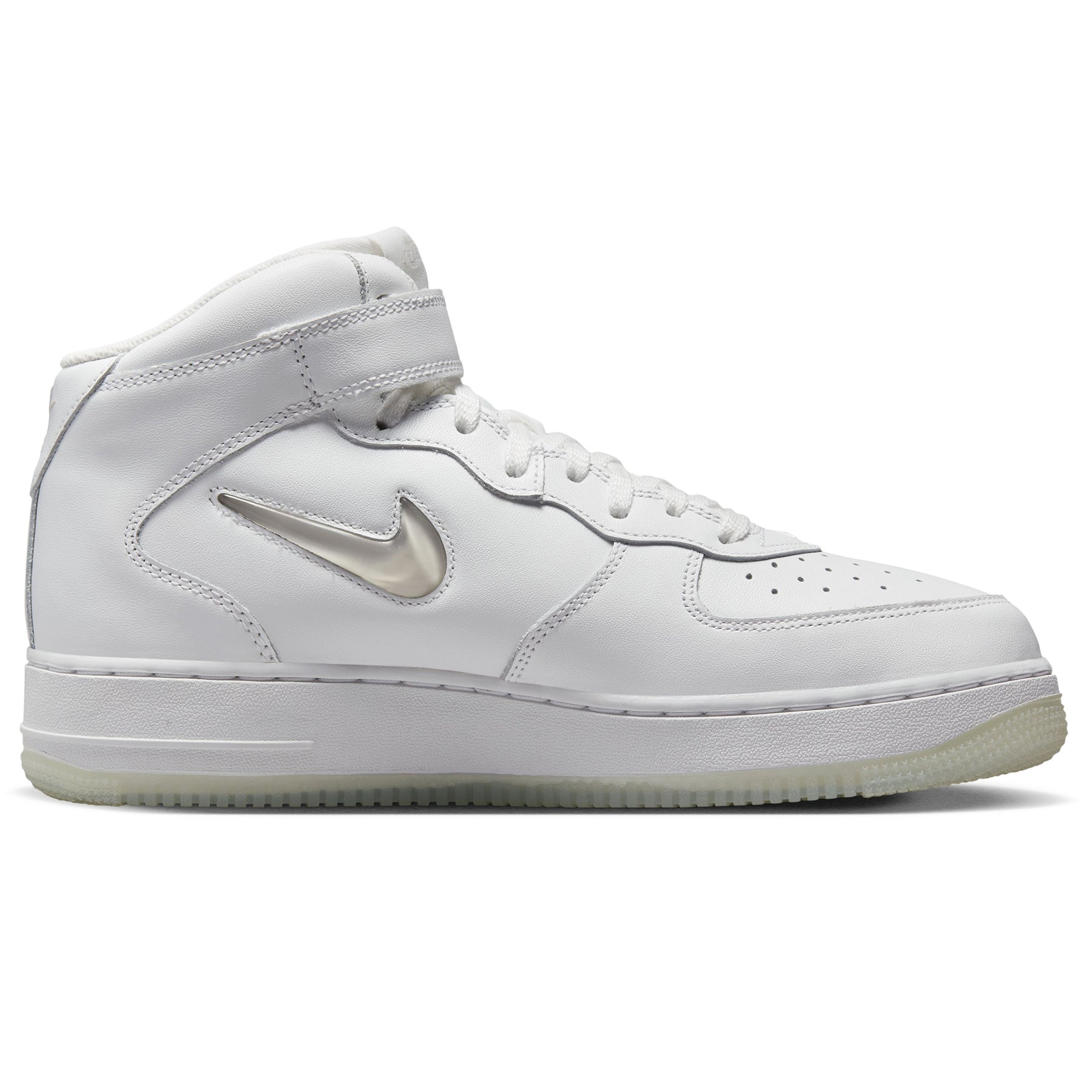 Zapatillas Nike Hombre Urbanas Air Force 1 Mid '07 | DZ2672-101