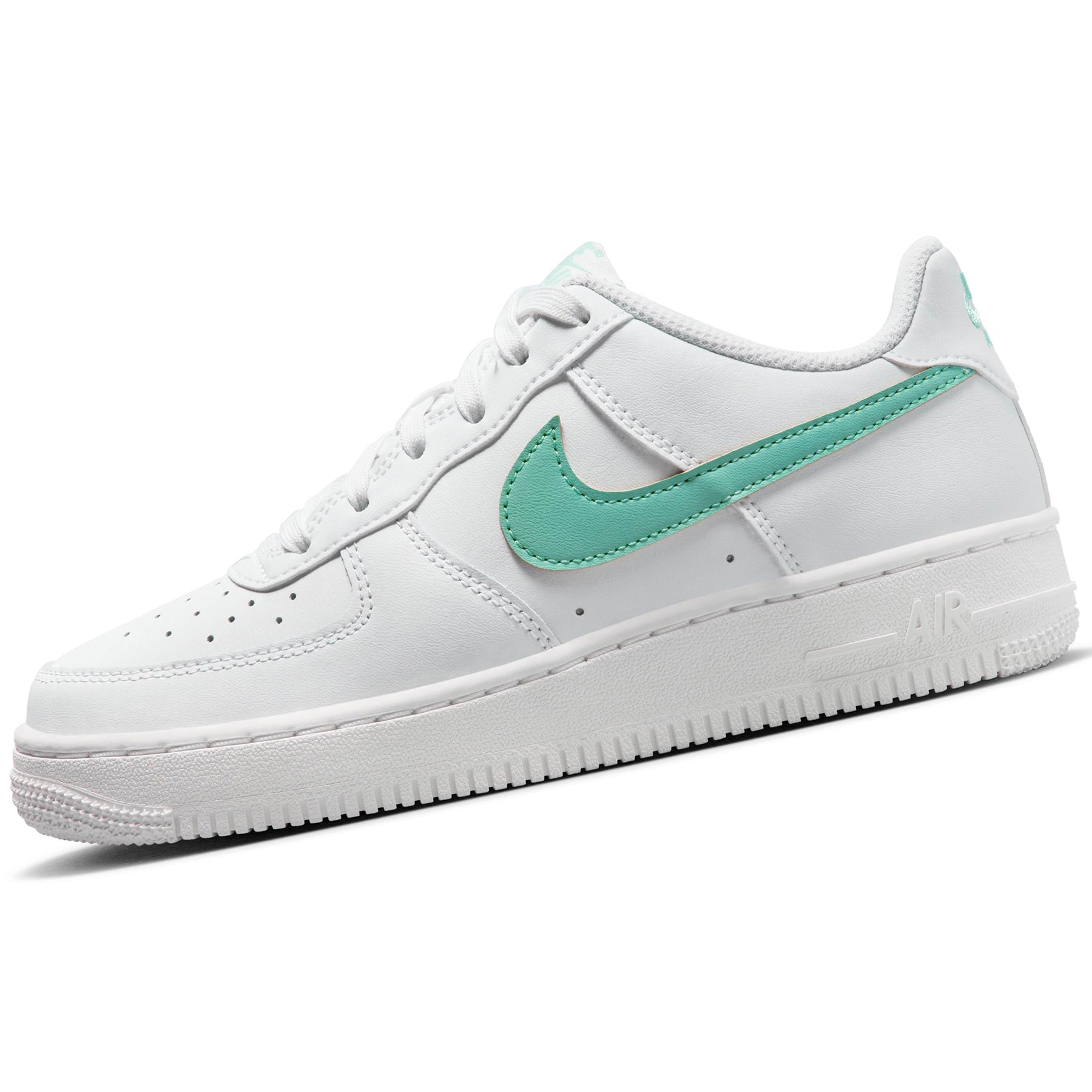 Zapatillas Nike Mujer Urbanas Air Force 1 | DV7762-104